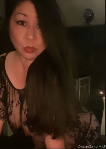 asiangamermilf
