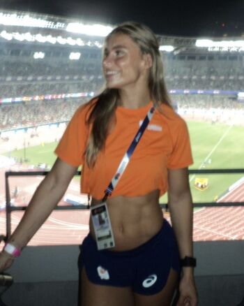 Demi Van Den Wildenberg