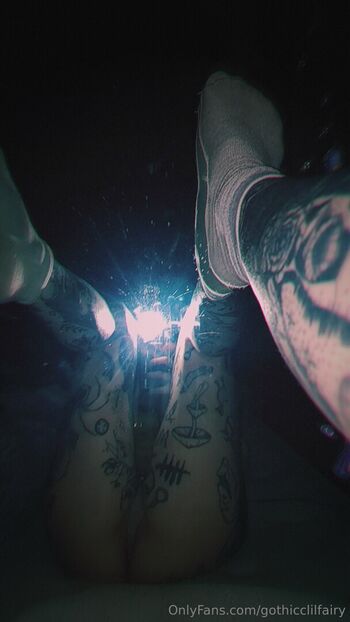 gothicclilfairy