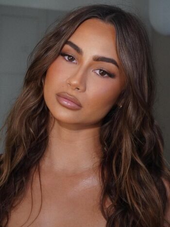 Kirra Santos