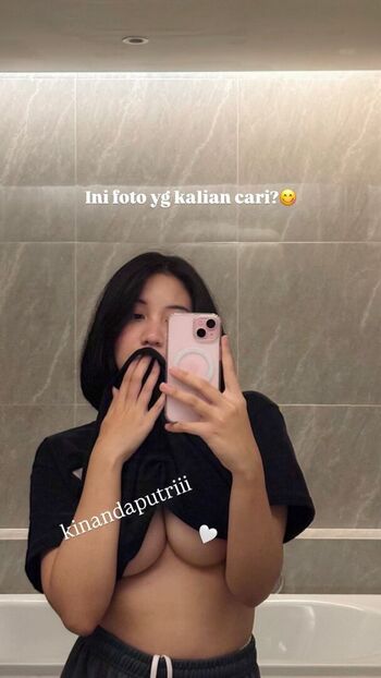 Laras Kinanda Putri