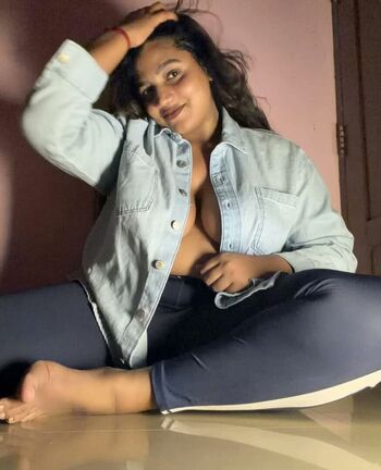 Saranya Santhosh