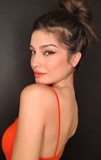 Zeynep Demirhan